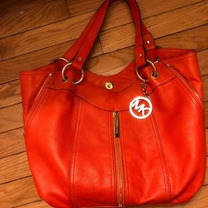 MIchael Kors zippered purse